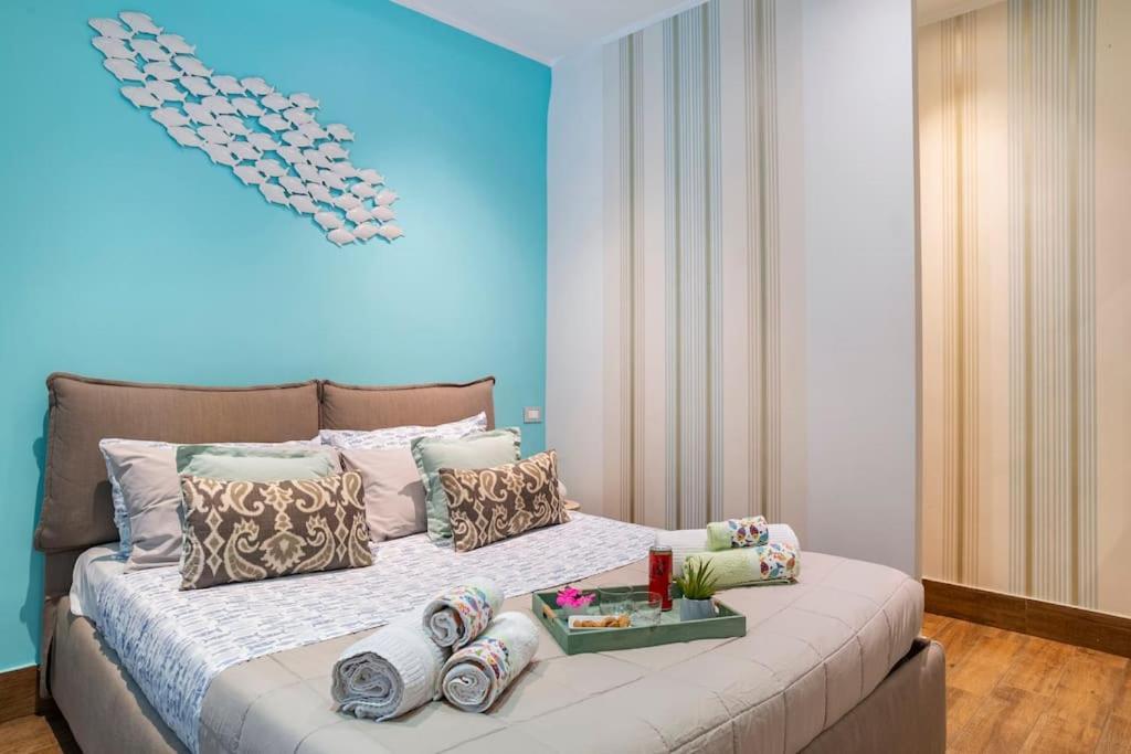 Lily's - Near Harbor And Downtown With Terrace - Italy Flat Vacation Appartamento